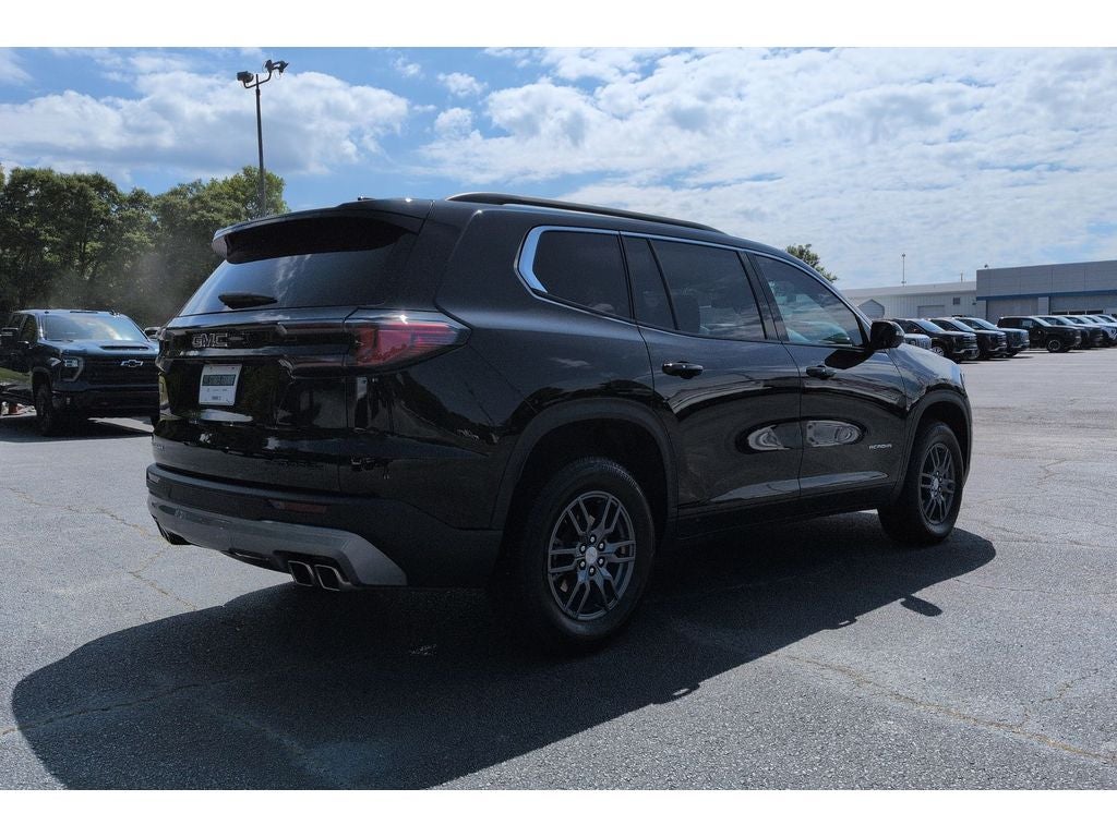 2025 GMC Acadia Elevation