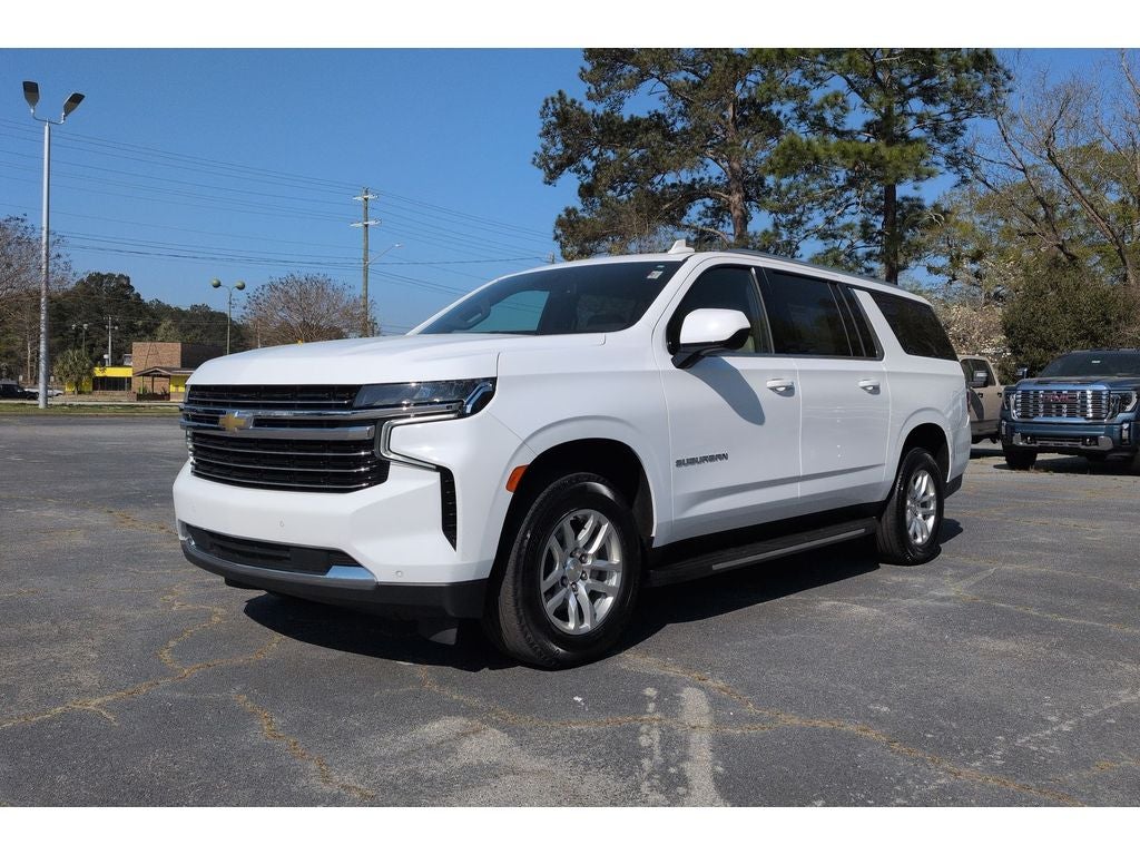 2024 Chevrolet Suburban LT