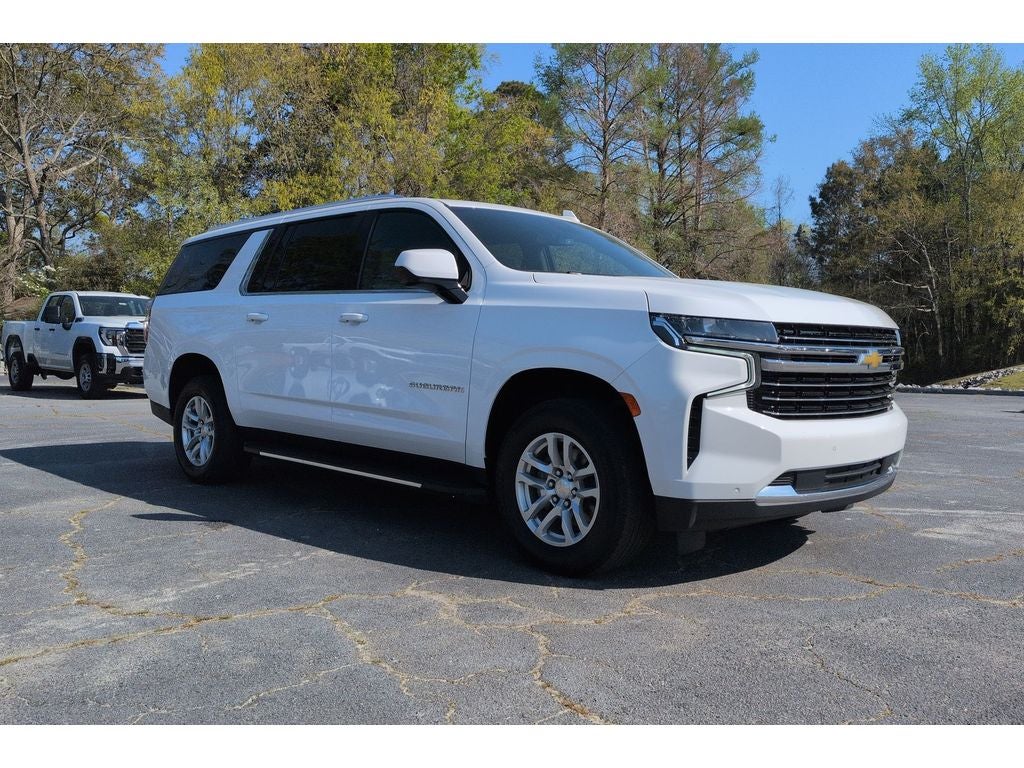 2024 Chevrolet Suburban LT
