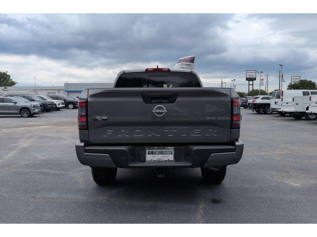 2023 Nissan Frontier SV
