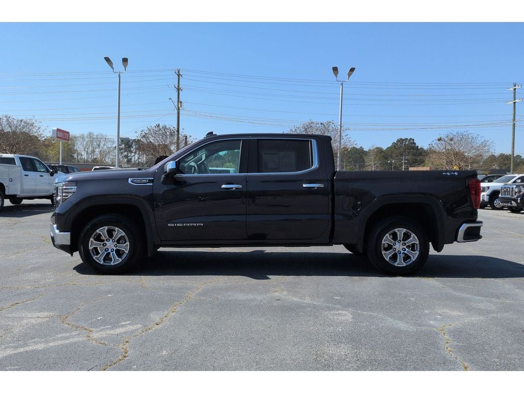 2025 GMC Sierra 1500 SLT